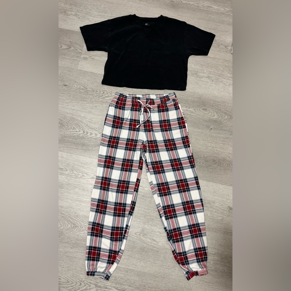 Hollister Gilly Hicks Plaid Pajama Set size XS